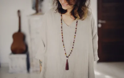 Qu’elle est l’origine du collier sautoir fantaisie et quels sont ses différents types ?